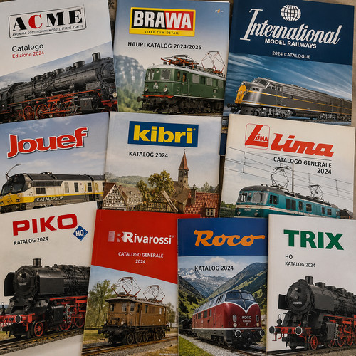 Cataloghi treni roco - treni,