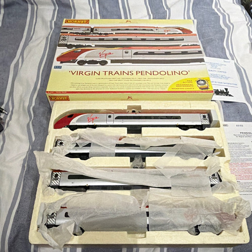 Hornby virgin trains - virgin,